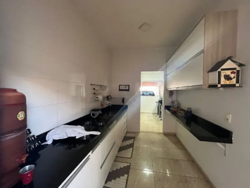 Casa com 4 quartos à venda, 300m2 em Residencial Flamboyant, Anapolis - GO - imagem 7 Foto 7 de Casa com 4 quartos à venda, 300m2 em Residencial Flamboyant, Anapolis - GO