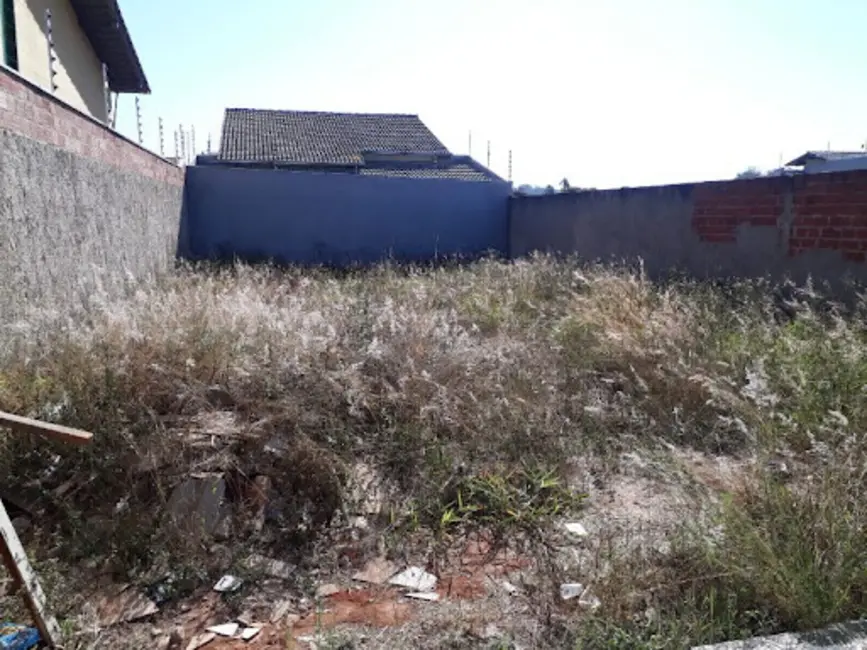 Foto 1 de Terreno / Lote à venda, 200m2 em Bandeiras, Anapolis - GO