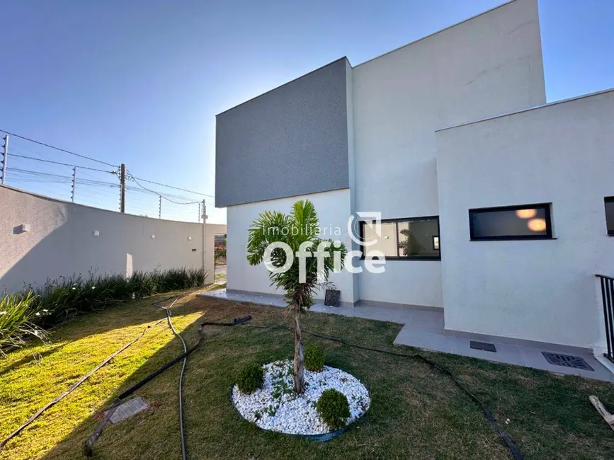 Foto 4 de Casa com 3 quartos à venda, 503m2 em Anápolis City, Anapolis - GO