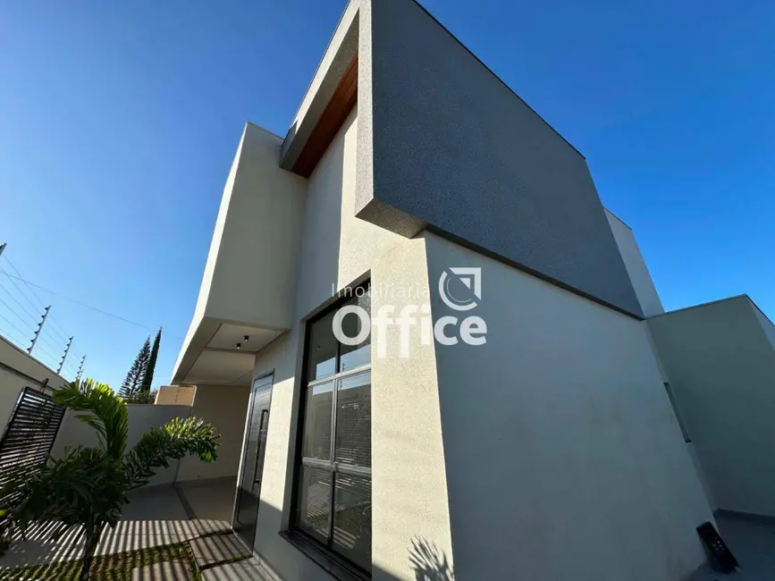 Foto 2 de Casa com 3 quartos à venda, 503m2 em Anápolis City, Anapolis - GO