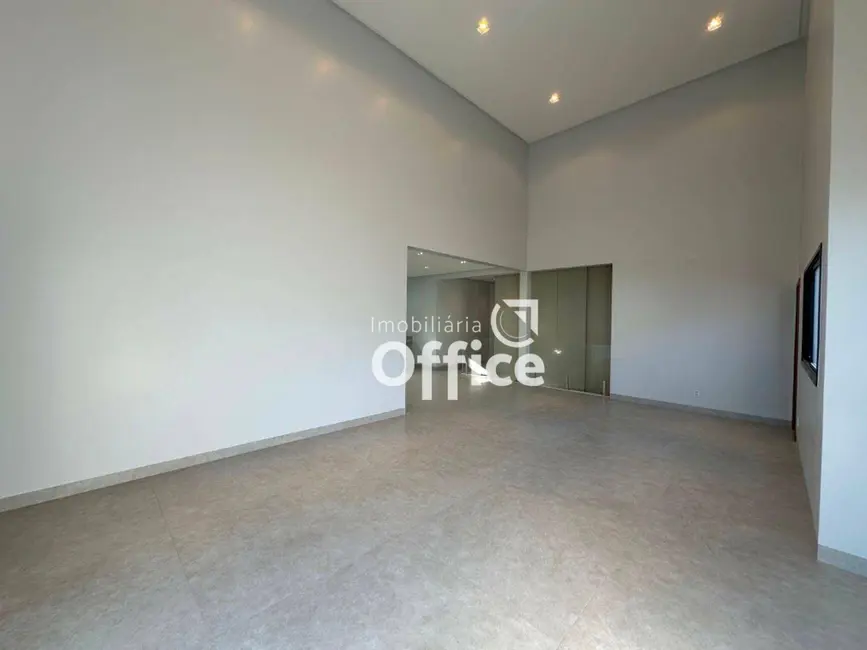 Foto 7 de Casa com 3 quartos à venda, 503m2 em Anápolis City, Anapolis - GO