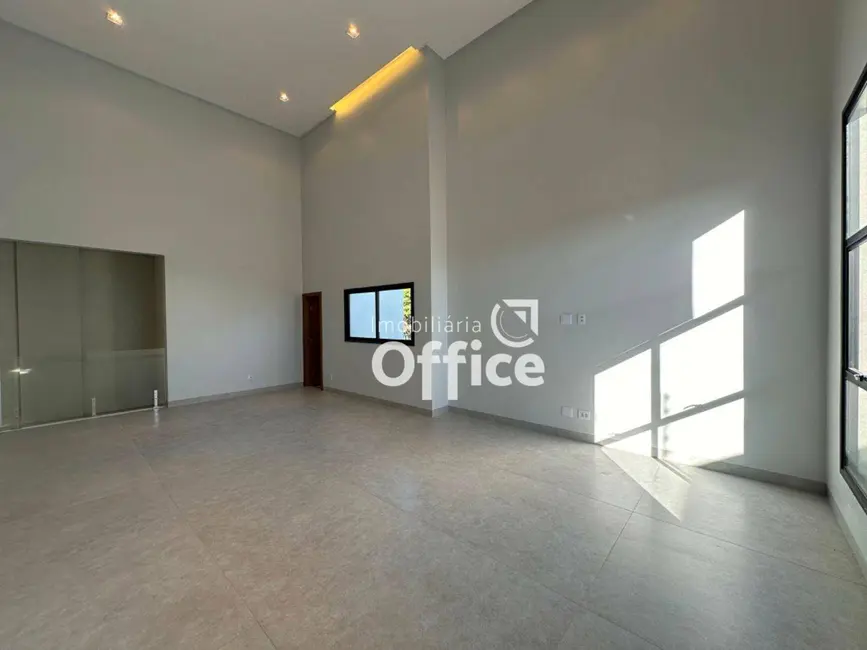 Foto 6 de Casa com 3 quartos à venda, 503m2 em Anápolis City, Anapolis - GO
