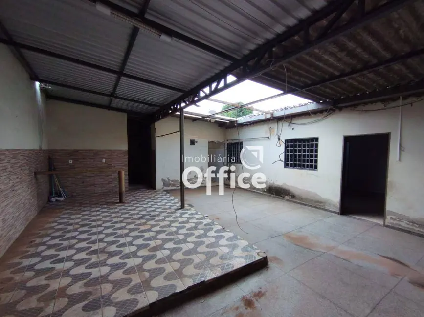 Armazém / Galpão à venda, 360m2 em São João, Anapolis - GO - imagem 8 Foto 8 de Armazém / Galpão à venda, 360m2 em São João, Anapolis - GO