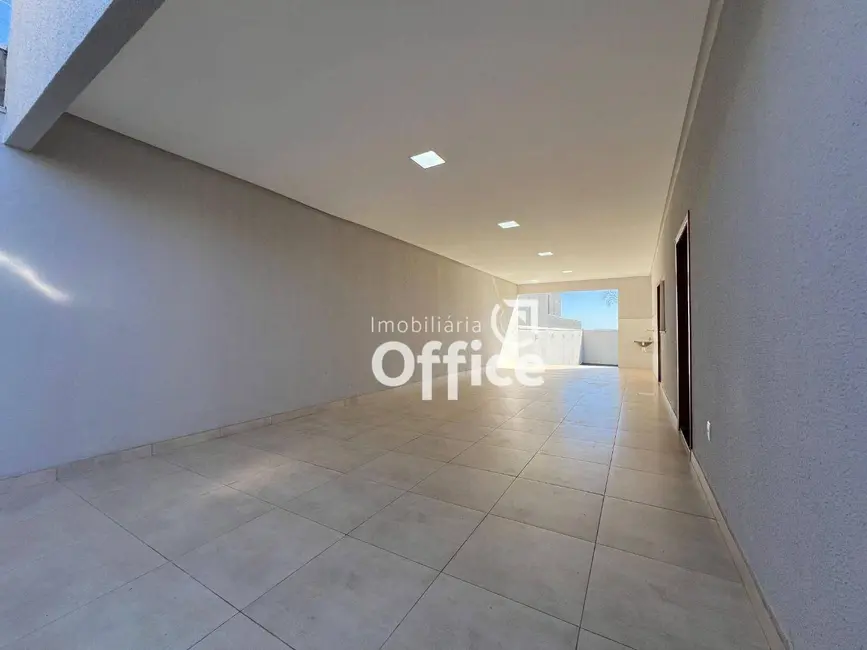 Foto 4 de Casa com 3 quartos à venda, 360m2 em Jardim Flor de Liz, Anapolis - GO