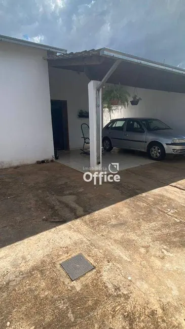 Casa com 2 quartos à venda, 220m2 em Parque Residencial das Flores, Anapolis - GO - imagem 1 Foto 1 de Casa com 2 quartos à venda, 220m2 em Parque Residencial das Flores, Anapolis - GO