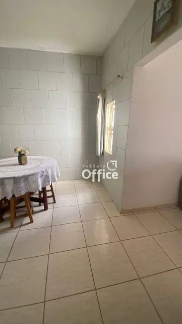 Casa com 2 quartos à venda, 220m2 em Parque Residencial das Flores, Anapolis - GO - imagem 6 Foto 6 de Casa com 2 quartos à venda, 220m2 em Parque Residencial das Flores, Anapolis - GO