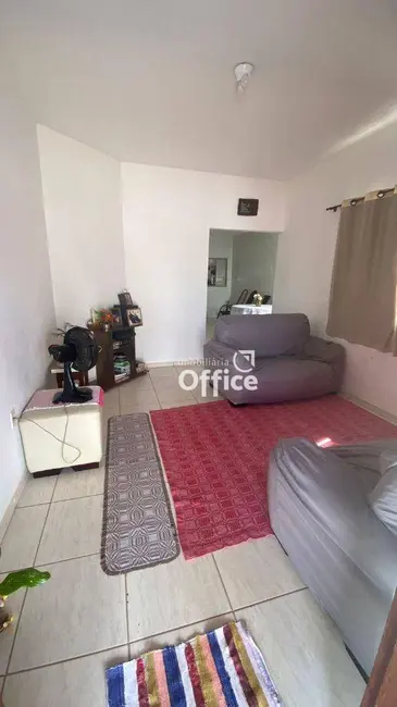 Casa com 2 quartos à venda, 220m2 em Parque Residencial das Flores, Anapolis - GO - imagem 4 Foto 4 de Casa com 2 quartos à venda, 220m2 em Parque Residencial das Flores, Anapolis - GO