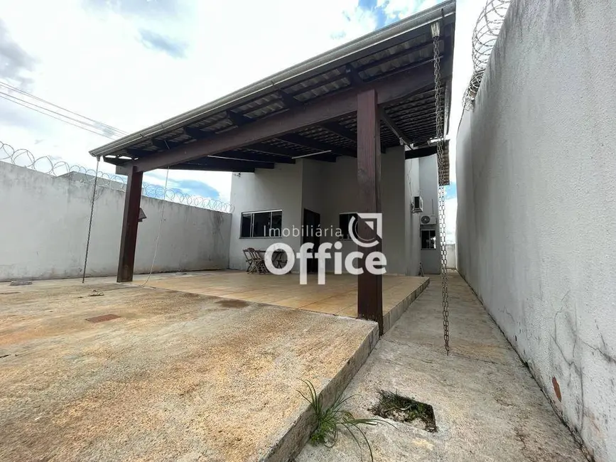 Foto 1 de Casa com 3 quartos à venda, 200m2 em Residencial Flamboyant, Anapolis - GO