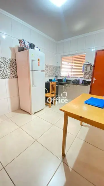 Casa com 2 quartos à venda, 150m2 em Parque Brasília 2ª Etapa, Anapolis - GO - imagem 6 Foto 6 de Casa com 2 quartos à venda, 150m2 em Parque Brasília 2ª Etapa, Anapolis - GO