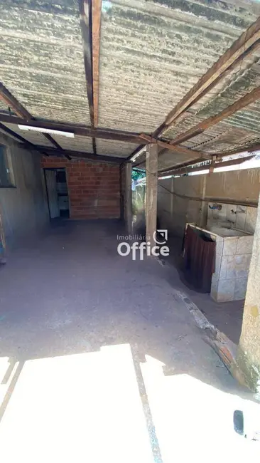 Casa com 4 quartos à venda, 300m2 em Nova Vila Jaiara, Anapolis - GO - imagem 3 Foto 3 de Casa com 4 quartos à venda, 300m2 em Nova Vila Jaiara, Anapolis - GO