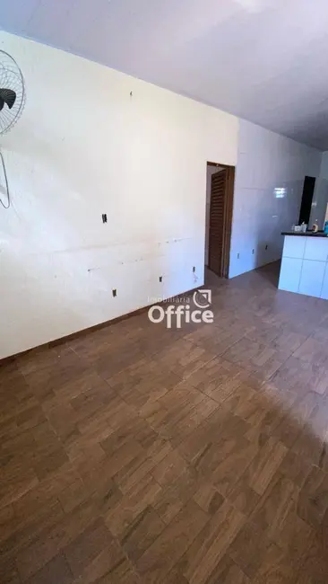 Casa com 4 quartos à venda, 300m2 em Nova Vila Jaiara, Anapolis - GO - imagem 6 Foto 6 de Casa com 4 quartos à venda, 300m2 em Nova Vila Jaiara, Anapolis - GO