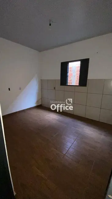 Casa com 4 quartos à venda, 300m2 em Nova Vila Jaiara, Anapolis - GO - imagem 8 Foto 8 de Casa com 4 quartos à venda, 300m2 em Nova Vila Jaiara, Anapolis - GO