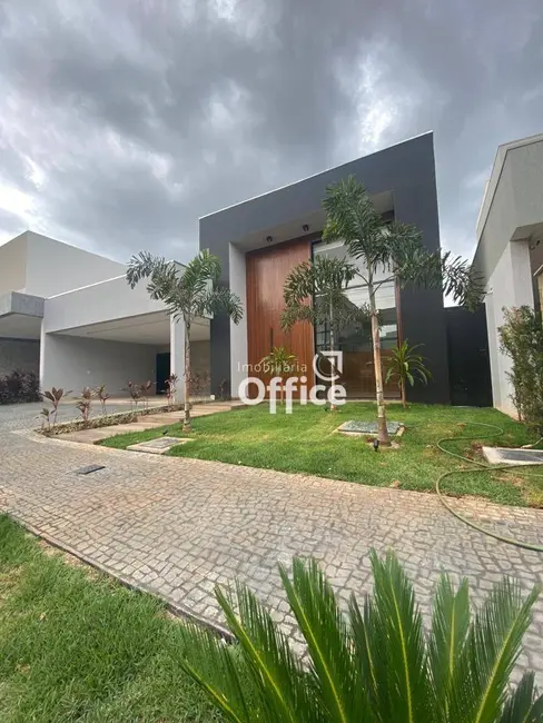 Foto 6 de Casa de Condomínio com 4 quartos à venda, 420m2 em Setor Bougainville, Anapolis - GO