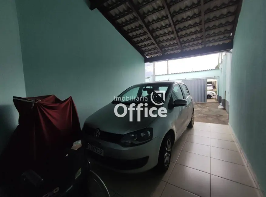 Foto 3 de Casa com 3 quartos à venda, 179m2 em Setor Summerville, Anapolis - GO