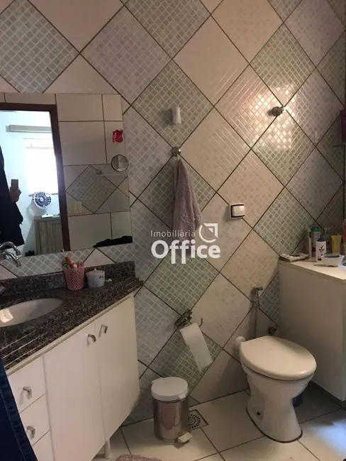 Casa com 3 quartos à venda, 207m2 em Batista, Anapolis - GO - imagem 5 Foto 5 de Casa com 3 quartos à venda, 207m2 em Batista, Anapolis - GO