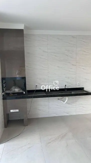 Foto 4 de Casa com 3 quartos à venda, 250m2 em Recanto do Sol, Anapolis - GO