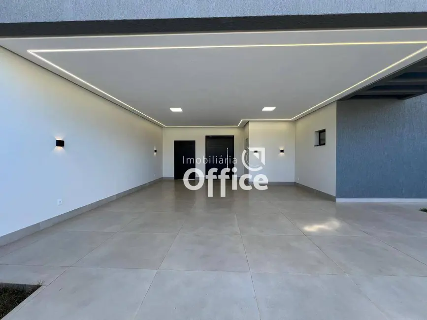 Casa com 3 quartos à venda, 420m2 em Anápolis City, Anapolis - GO - imagem 3 Foto 3 de Casa com 3 quartos à venda, 420m2 em Anápolis City, Anapolis - GO