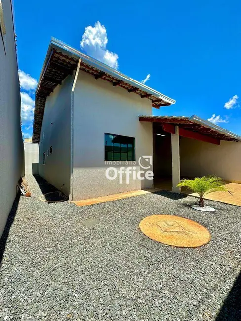 Foto 1 de Casa com 3 quartos à venda, 200m2 em Loteamento Residencial Verona, Anapolis - GO