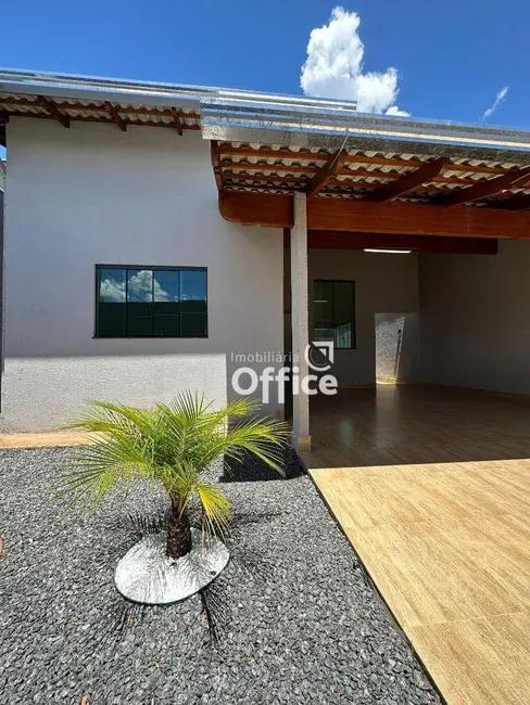 Foto 2 de Casa com 3 quartos à venda, 200m2 em Loteamento Residencial Verona, Anapolis - GO