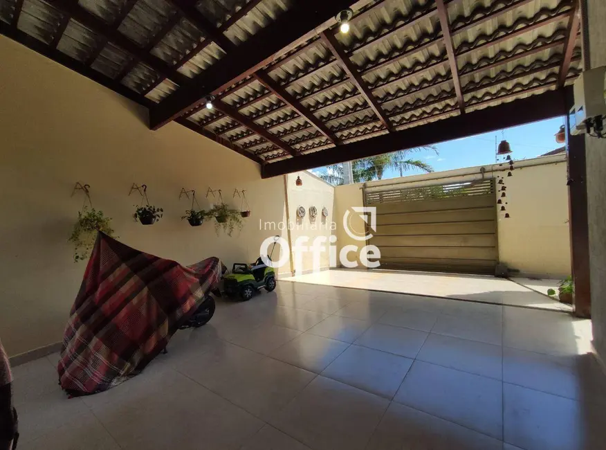 Foto 5 de Casa com 3 quartos à venda, 200m2 em Residencial Ayrton Senna, Anapolis - GO