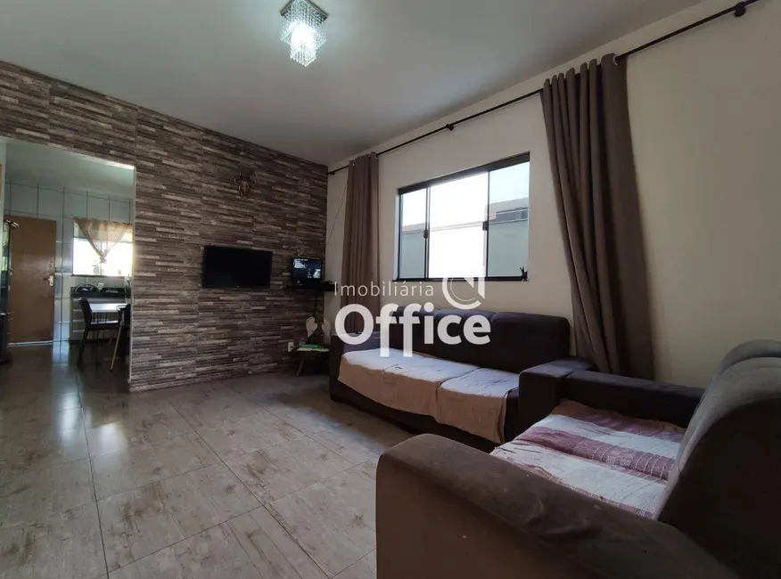 Foto 6 de Casa com 3 quartos à venda, 200m2 em Residencial Ayrton Senna, Anapolis - GO