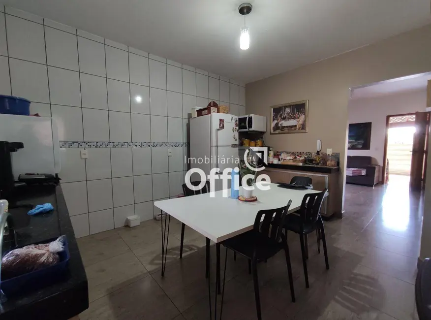 Foto 9 de Casa com 3 quartos à venda, 200m2 em Residencial Ayrton Senna, Anapolis - GO