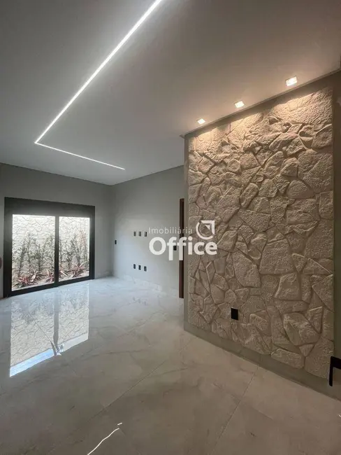Foto 7 de Casa com 3 quartos à venda, 420m2 em Anápolis City, Anapolis - GO