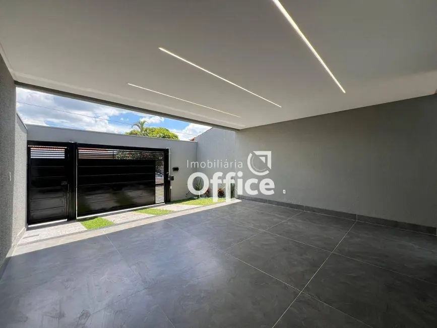 Foto 3 de Casa com 3 quartos à venda, 210m2 em Lourdes, Anapolis - GO