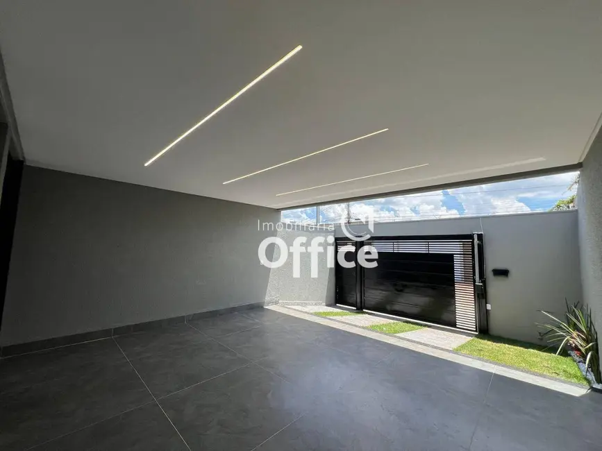 Foto 4 de Casa com 3 quartos à venda, 210m2 em Lourdes, Anapolis - GO