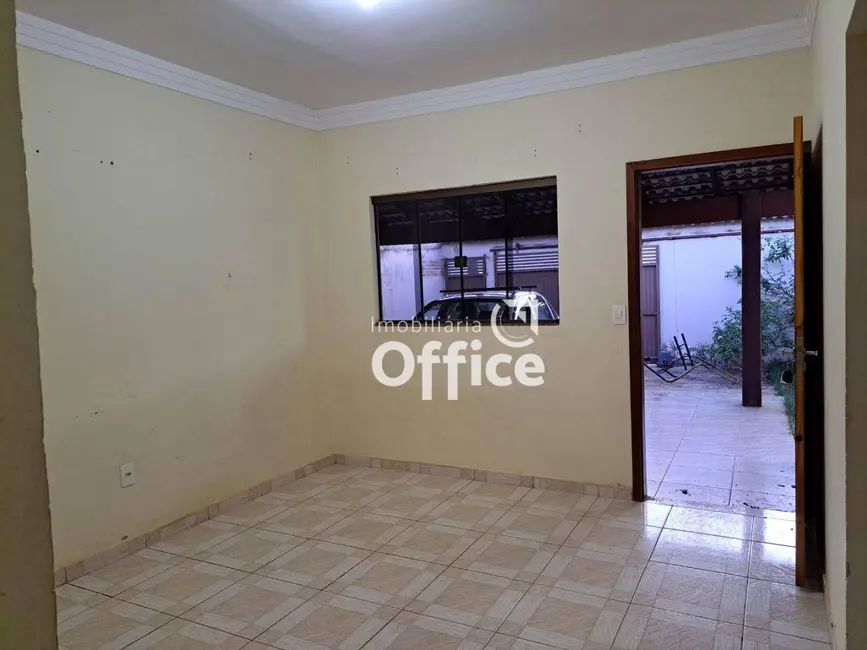 Casa com 3 quartos à venda, 300m2 em Setor Summerville, Anapolis - GO - imagem 5 Foto 5 de Casa com 3 quartos à venda, 300m2 em Setor Summerville, Anapolis - GO