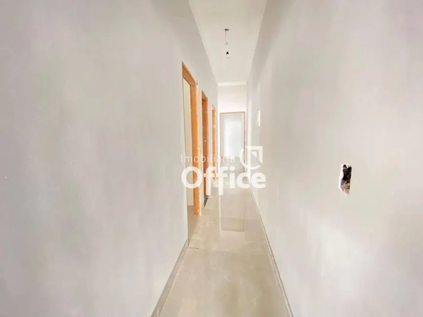 Casa com 3 quartos à venda, 150m2 em Residencial Ana Caroline, Anapolis - GO - imagem 5 Foto 5 de Casa com 3 quartos à venda, 150m2 em Residencial Ana Caroline, Anapolis - GO