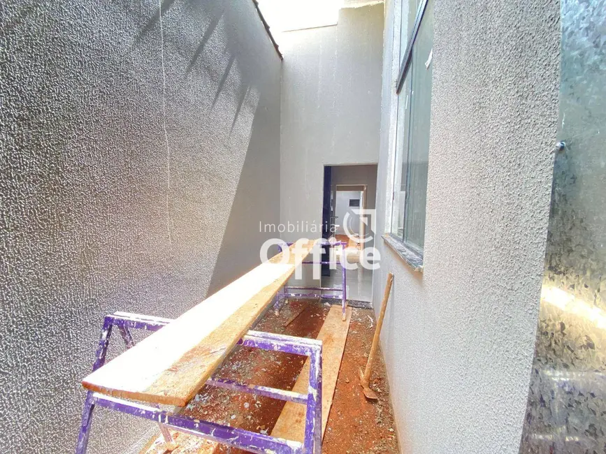 Casa com 3 quartos à venda, 150m2 em Residencial Ana Caroline, Anapolis - GO - imagem 2 Foto 2 de Casa com 3 quartos à venda, 150m2 em Residencial Ana Caroline, Anapolis - GO