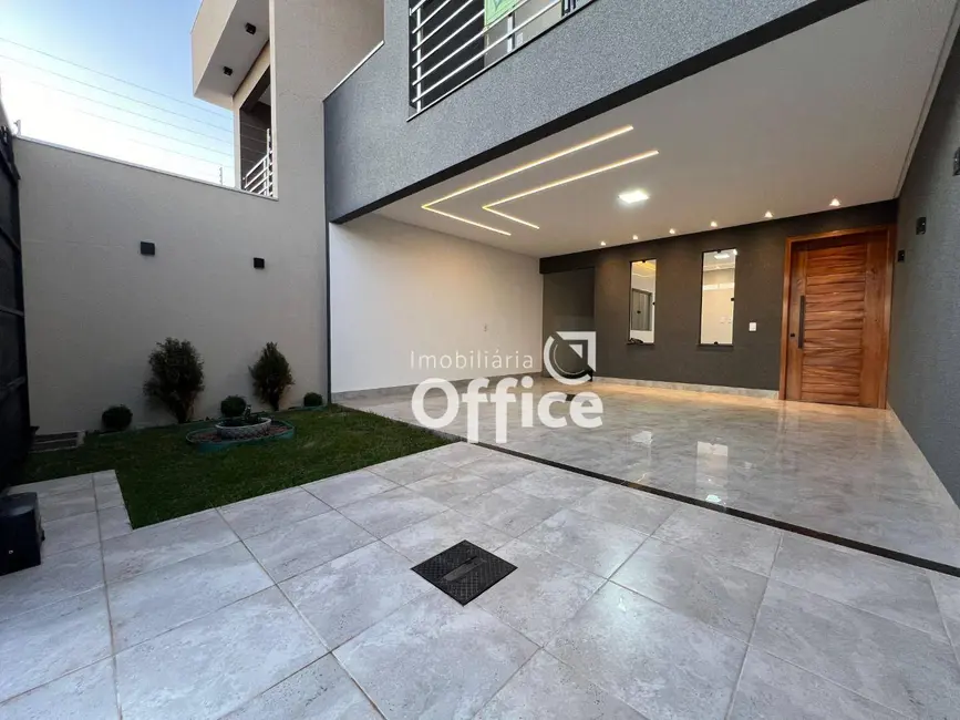 Foto 1 de Sobrado com 3 quartos à venda, 150m2 em Jibran El Hadj, Anapolis - GO