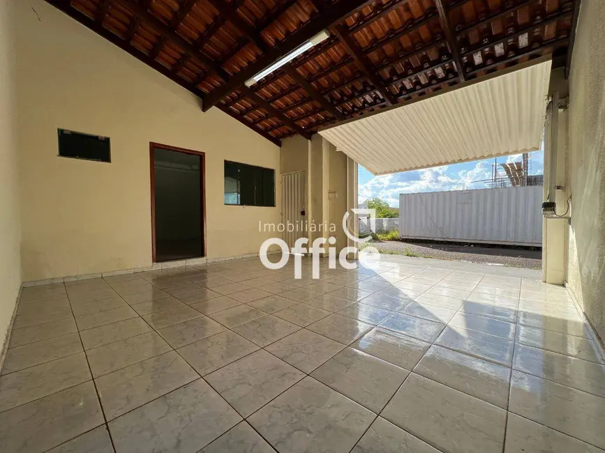 Casa com 3 quartos à venda, 167m2 em Setor Sul Jamil Miguel, Anapolis - GO - imagem 1 Foto 1 de Casa com 3 quartos à venda, 167m2 em Setor Sul Jamil Miguel, Anapolis - GO