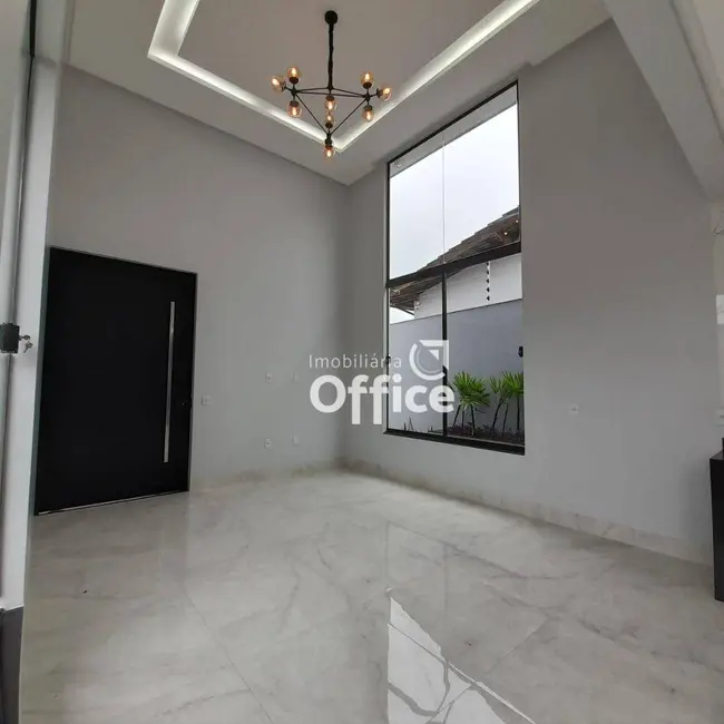 Casa com 3 quartos à venda, 300m2 em Parque Brasília 2ª Etapa, Anapolis - GO - imagem 6 Foto 6 de Casa com 3 quartos à venda, 300m2 em Parque Brasília 2ª Etapa, Anapolis - GO