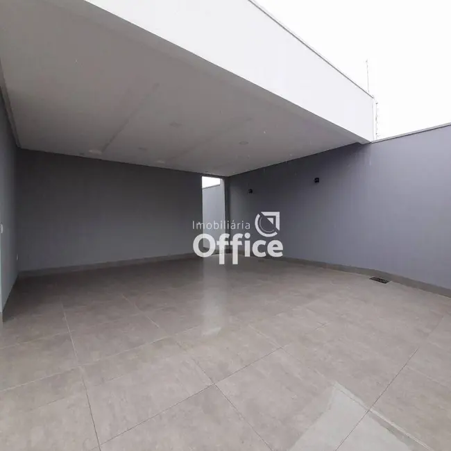 Casa com 3 quartos à venda, 300m2 em Parque Brasília 2ª Etapa, Anapolis - GO - imagem 3 Foto 3 de Casa com 3 quartos à venda, 300m2 em Parque Brasília 2ª Etapa, Anapolis - GO