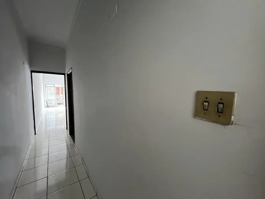 Sala Comercial para alugar, 100m2 em Setor Central, Anapolis - GO - imagem 5 Foto 5 de Sala Comercial para alugar, 100m2 em Setor Central, Anapolis - GO