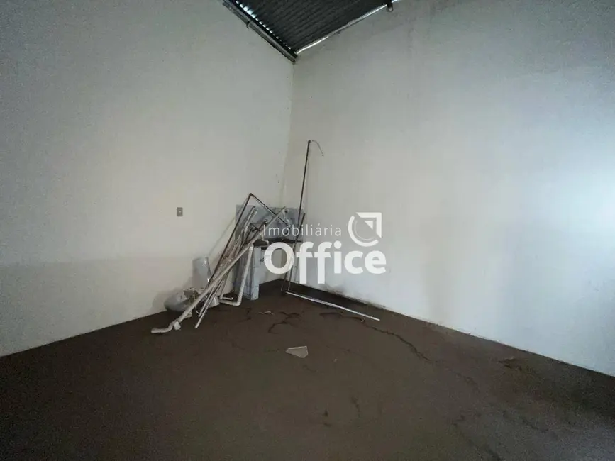 Foto 5 de Sala Comercial para alugar, 200m2 em Cidade Universitária, Anapolis - GO