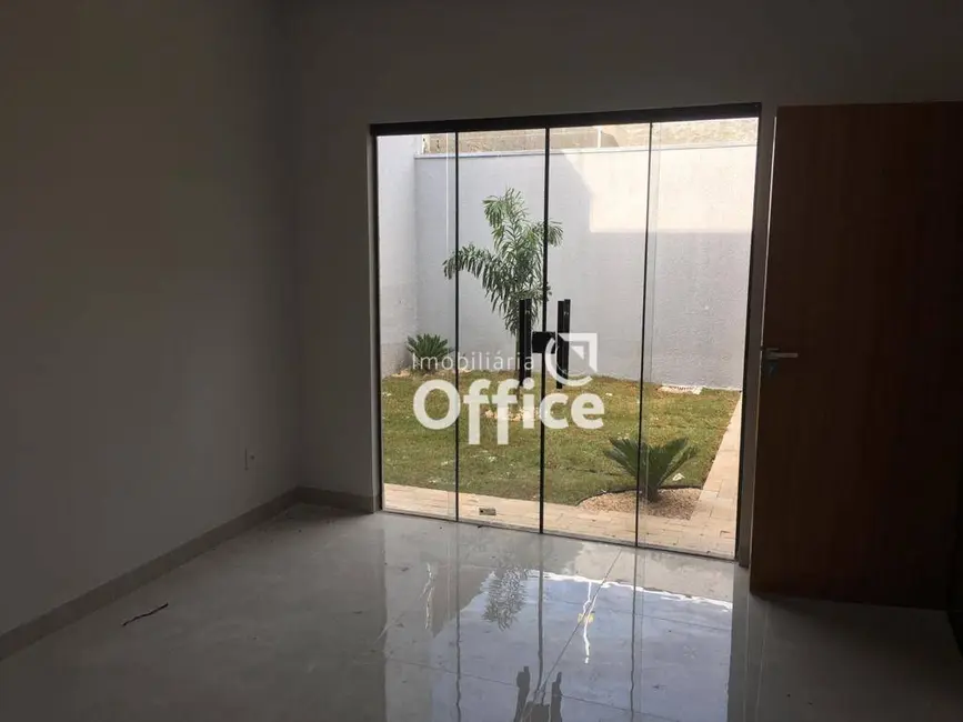 Casa com 3 quartos à venda, 200m2 em Jardim Itália, Anapolis - GO - imagem 9 Foto 9 de Casa com 3 quartos à venda, 200m2 em Jardim Itália, Anapolis - GO