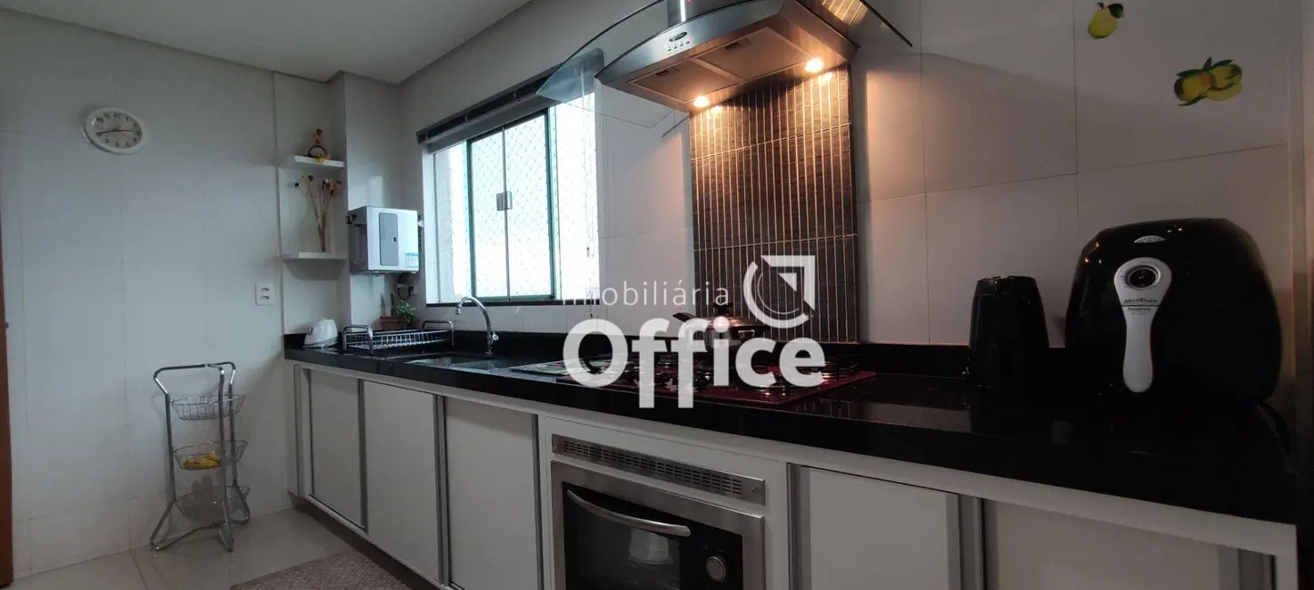 Foto 8 de Apartamento com 3 quartos à venda, 102m2 em Residencial Araujoville, Anapolis - GO