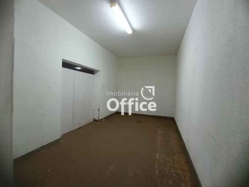 Foto 5 de Sala Comercial para alugar, 200m2 em Setor Central, Anapolis - GO