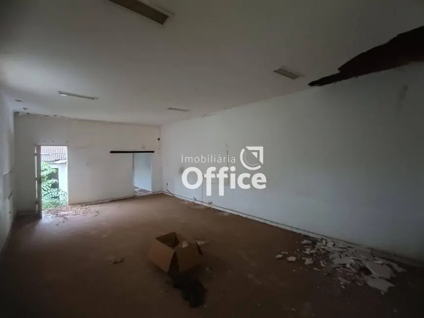 Foto 1 de Sala Comercial para alugar, 200m2 em Setor Central, Anapolis - GO