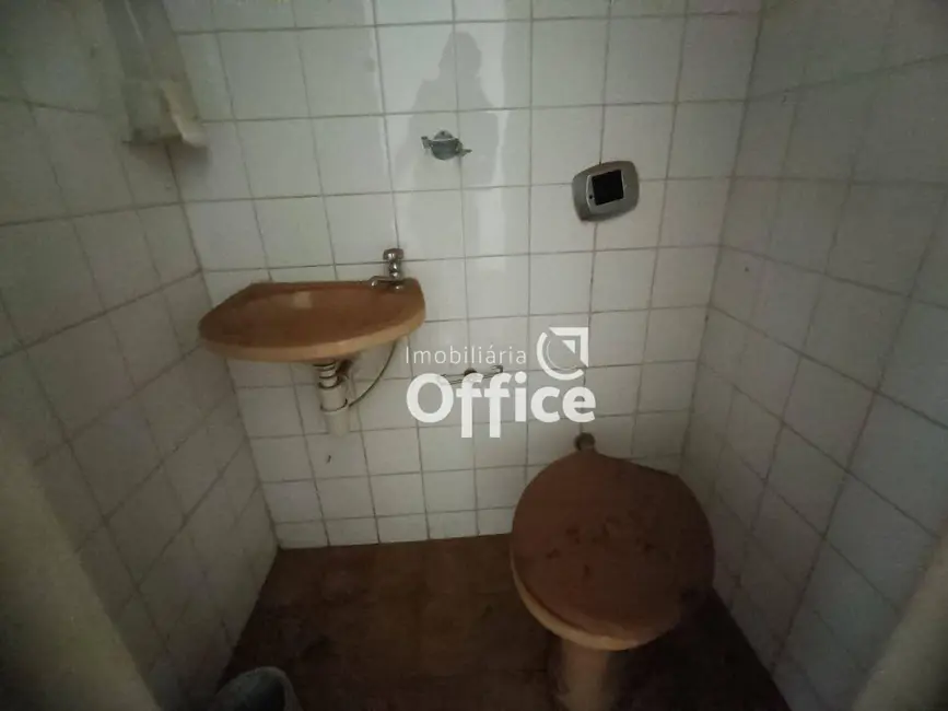 Foto 7 de Sala Comercial para alugar, 200m2 em Setor Central, Anapolis - GO