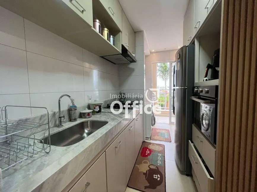 Foto 7 de Apartamento com 3 quartos à venda, 88m2 em Vila Santa Isabel, Anapolis - GO