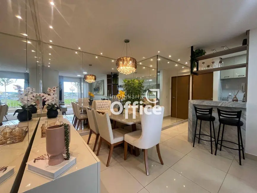 Foto 3 de Apartamento com 3 quartos à venda, 88m2 em Vila Santa Isabel, Anapolis - GO