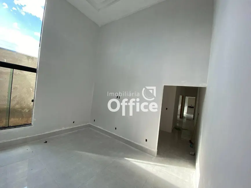 Foto 3 de Casa com 3 quartos à venda, 150m2 em Residencial Geovanni Braga, Anapolis - GO