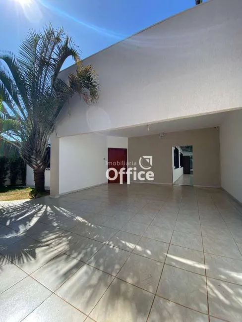 Foto 1 de Casa com 3 quartos à venda, 300m2 em Parque Brasília 2ª Etapa, Anapolis - GO