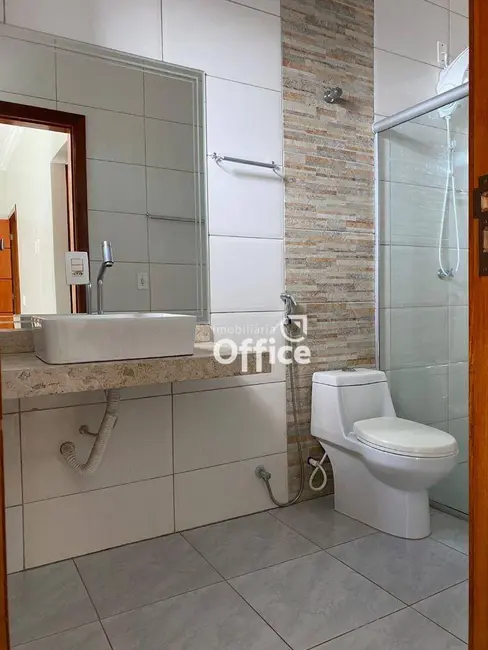 Foto 3 de Casa com 3 quartos à venda, 300m2 em Parque Brasília 2ª Etapa, Anapolis - GO