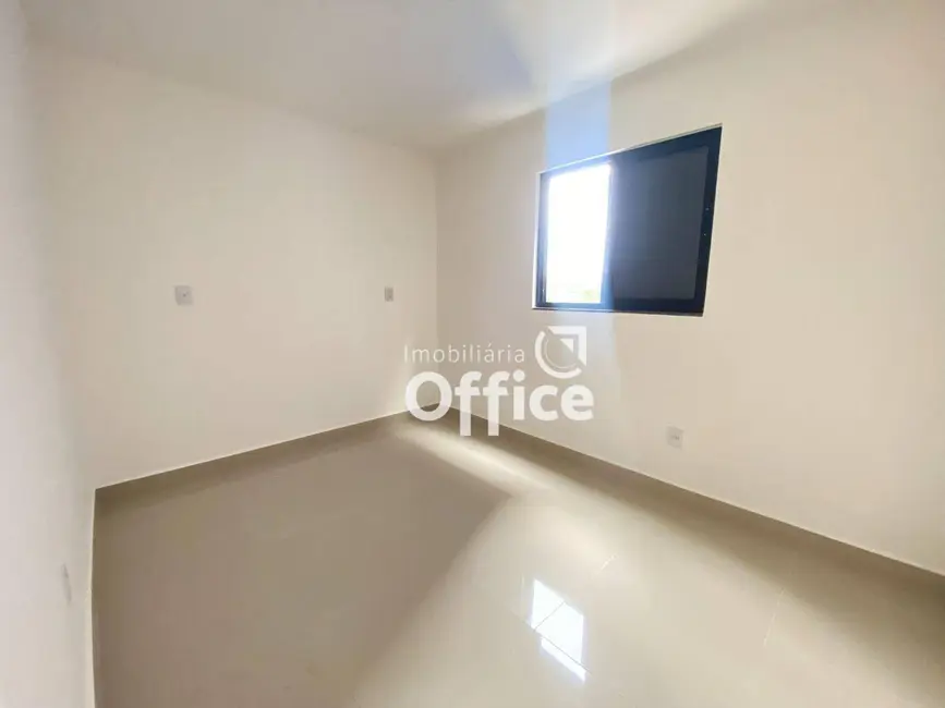 Foto 3 de Apartamento com 2 quartos à venda, 45m2 em Cidade Universitária, Anapolis - GO