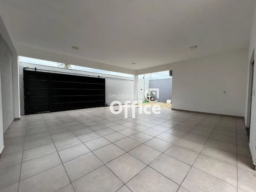 Casa com 3 quartos à venda, 300m2 em Víviam Parque, Anapolis - GO - imagem 5 Foto 5 de Casa com 3 quartos à venda, 300m2 em Víviam Parque, Anapolis - GO